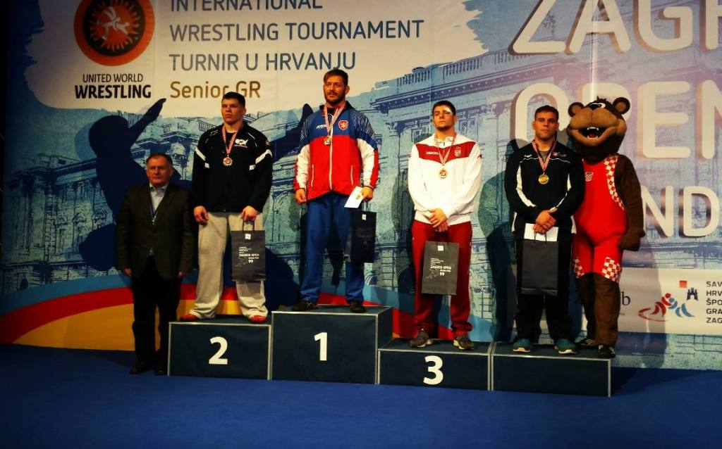 Omarov_Zagreb_stupne_vitezu