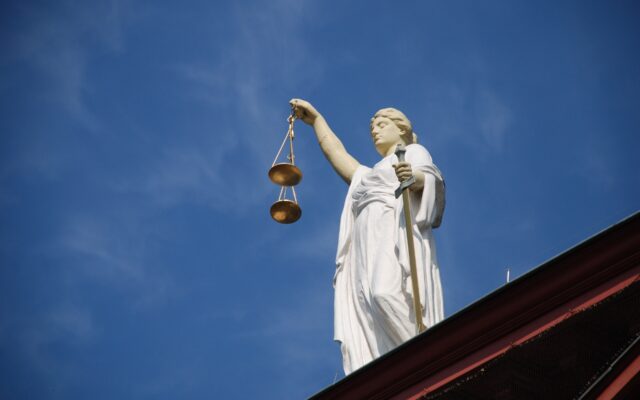 jurisdiction-677940_1920